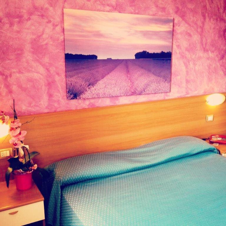 Hotel 2000 Fabriano Ngoại thất bức ảnh